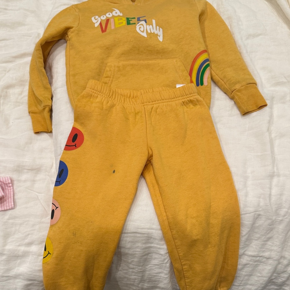 Rowdy Sprout Yellow Sweatpants with Colorful Smiley Faces Size 4T